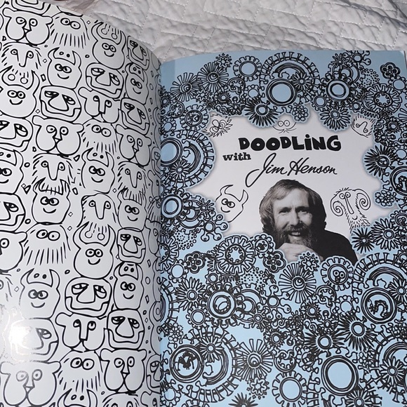 Doodling with Jim Henson book. 127 pages. Never used. - Picture 12 of 12